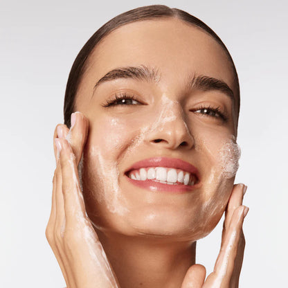 GENTLECLEAN - Vitamin Infused Calming Wash