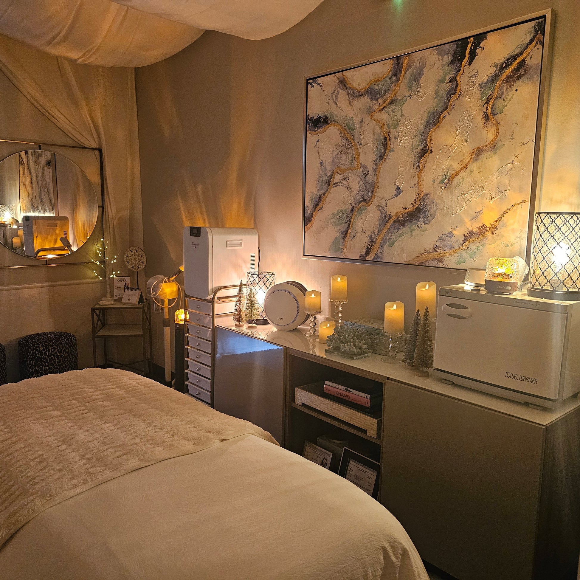 Facial Room